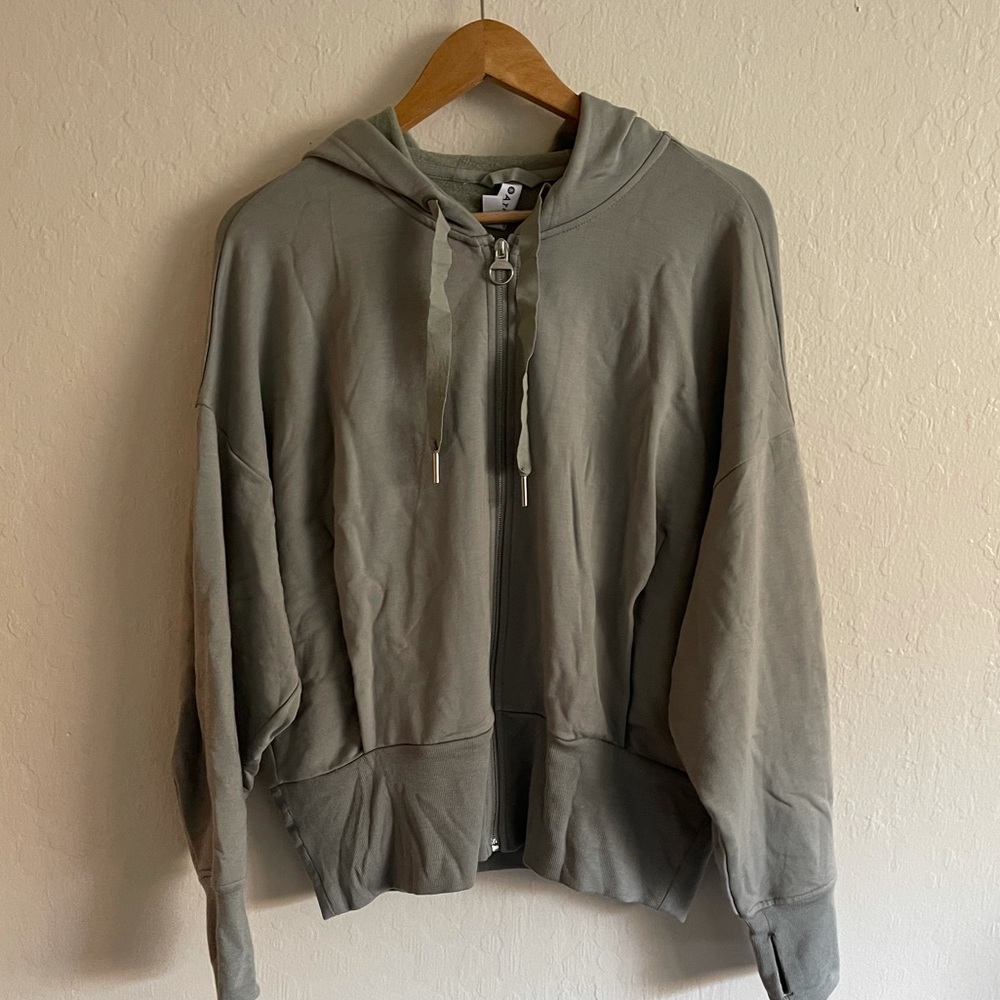 Athleta Balance sweatshirt